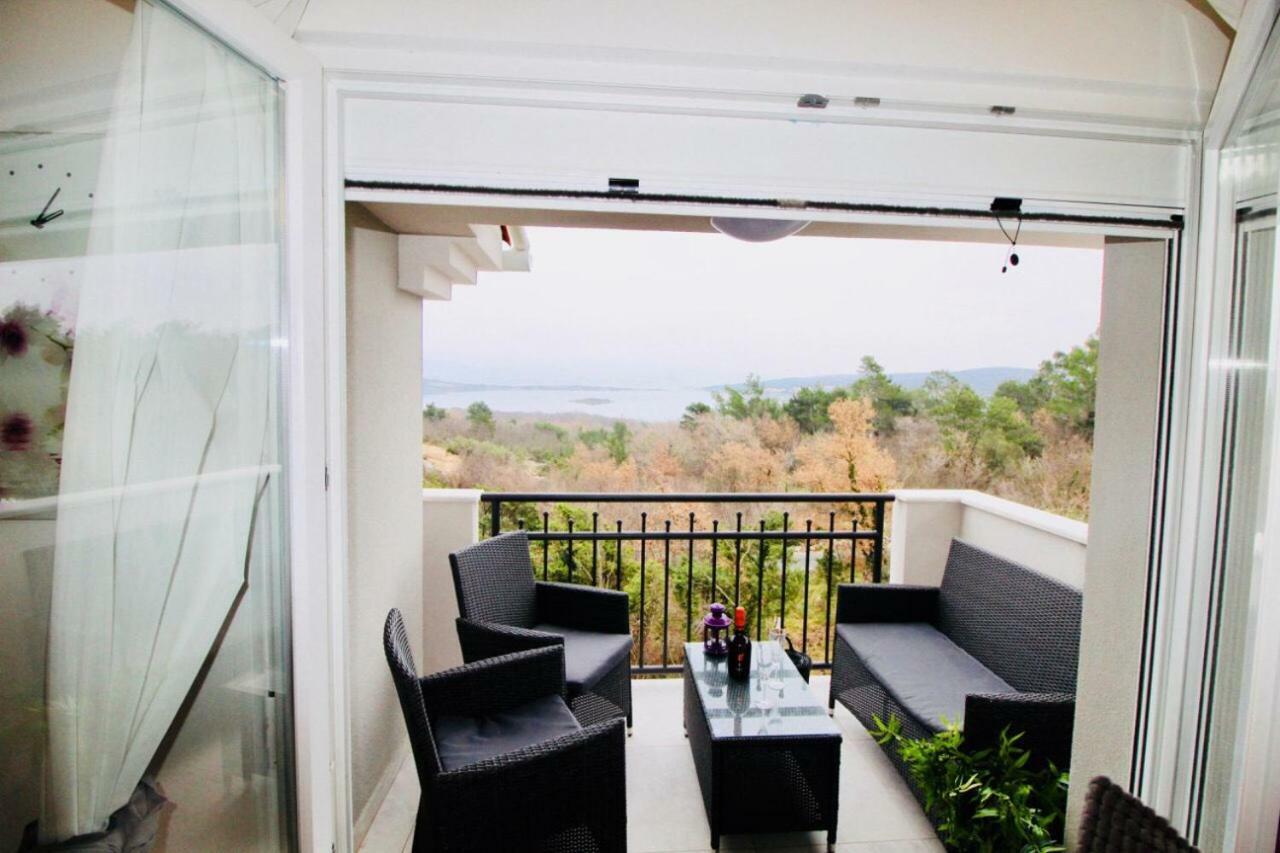 Apartments Ibis Čižići Екстериор снимка