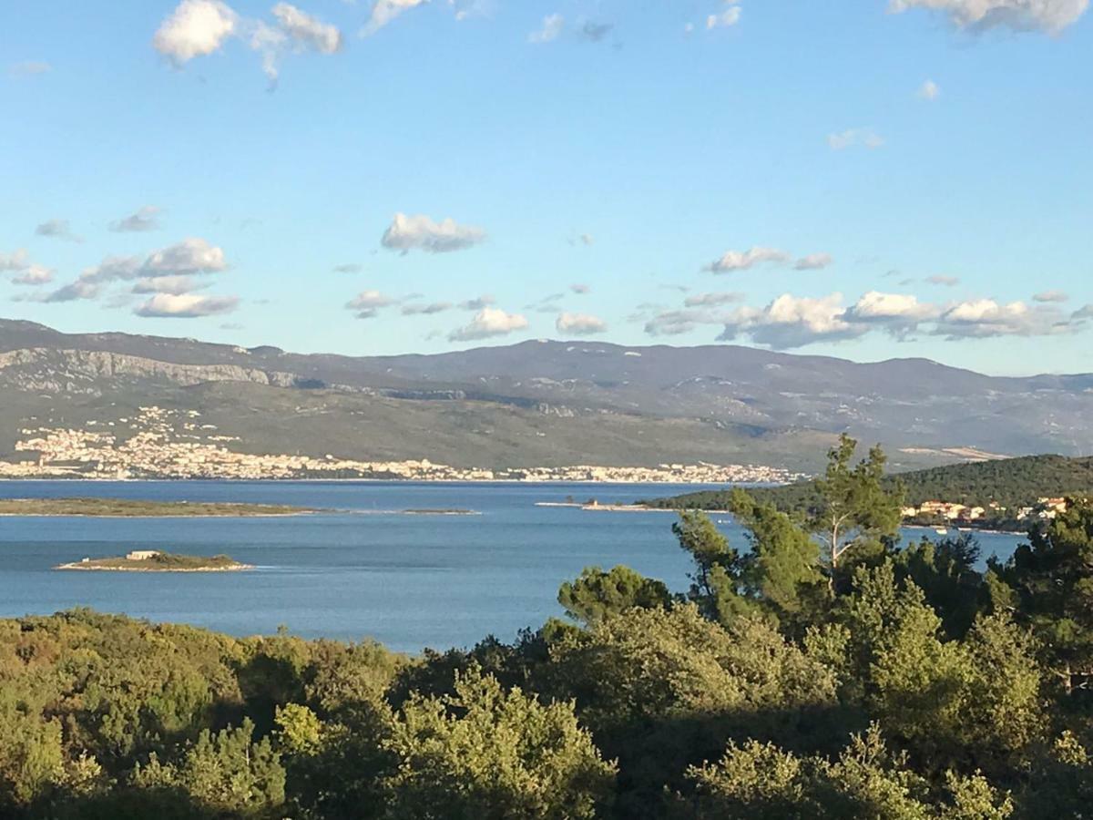 Apartments Ibis Čižići Екстериор снимка