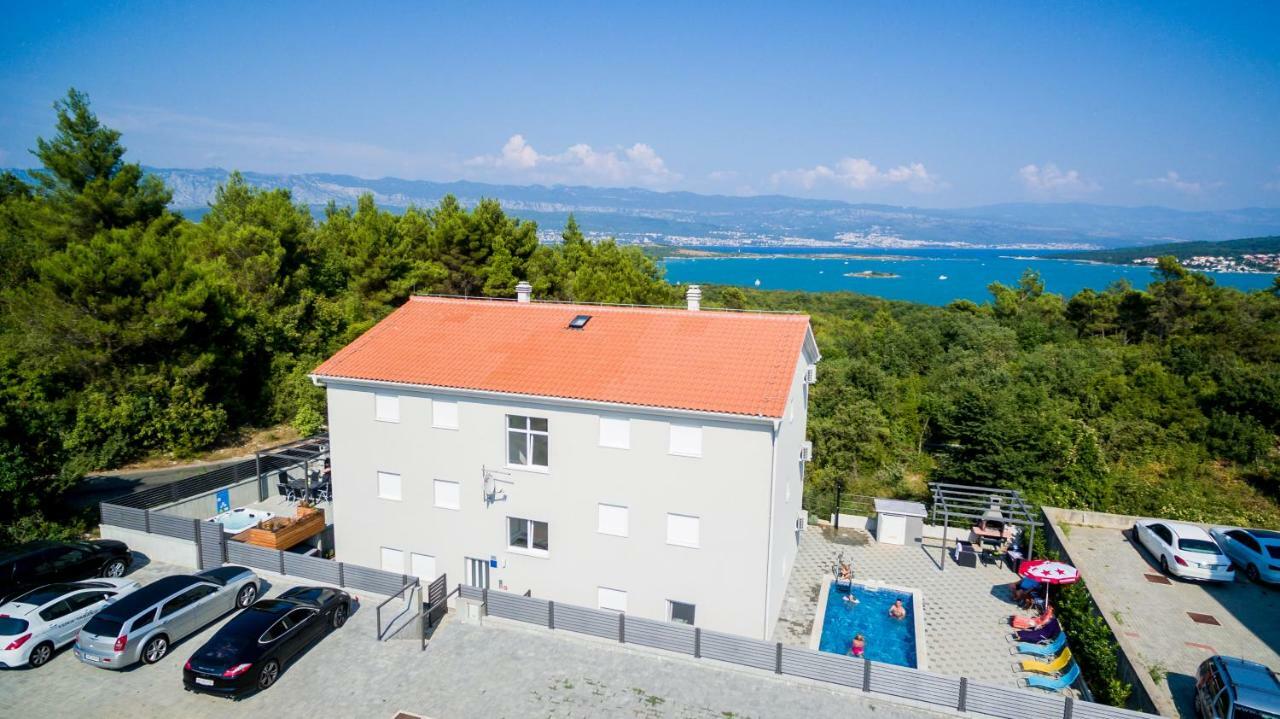 Apartments Ibis Čižići Екстериор снимка