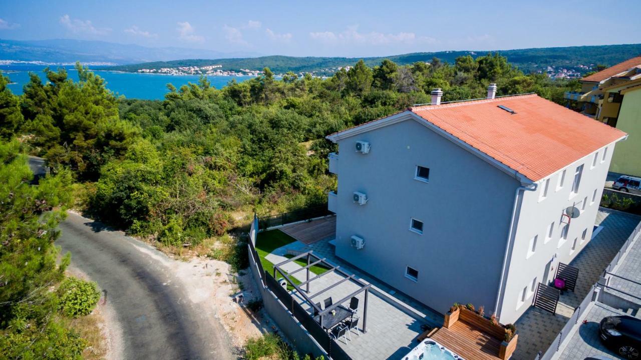 Apartments Ibis Čižići Екстериор снимка